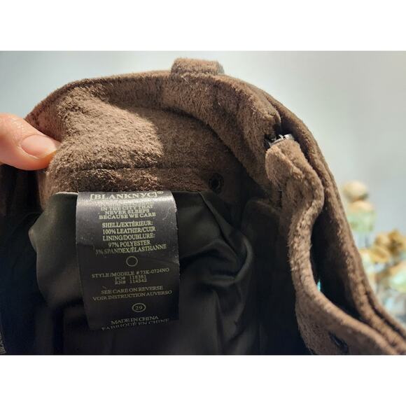 [BLANKNYC] Brown Suede Mini Skirt - Size 29, Lined, NWT, Zipper Pockets‎ - Picture 4 of 4